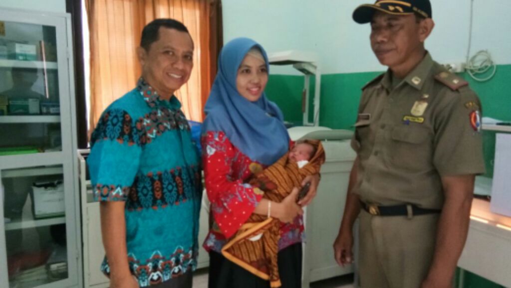 Warga Karangmangu Digegerkan Penemuan Bayi di Pinggir Sungai